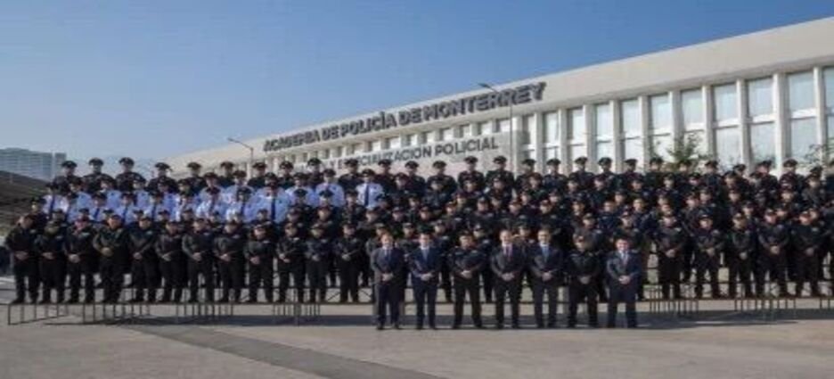 Monterrey refuerza seguridad con 300 nuevos elementos policiales